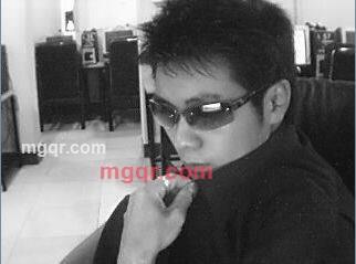 三眼皮的第1张照片