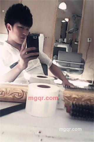 气质绝对,造型到位的第4张照片