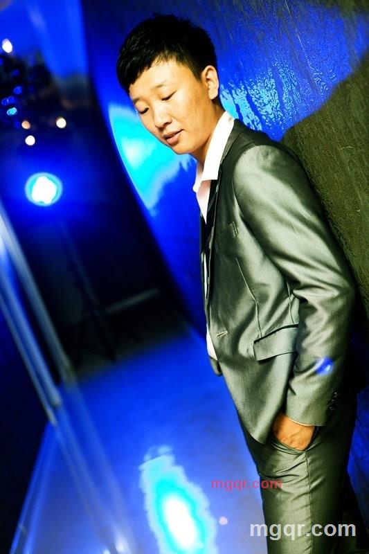 黑色杜冷丁的第2张照片