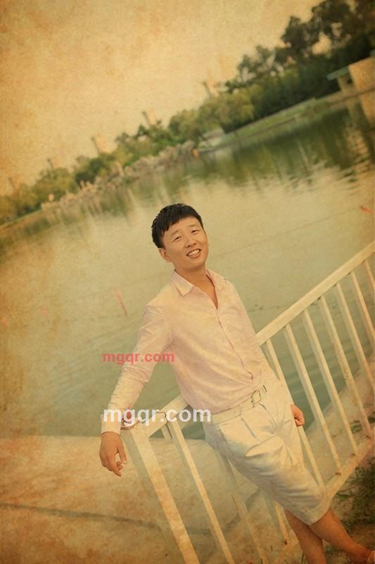 黑色杜冷丁的第1张照片