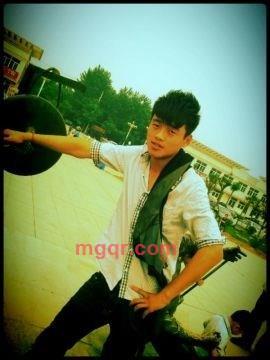 真诚寻找那个她的第1张照片