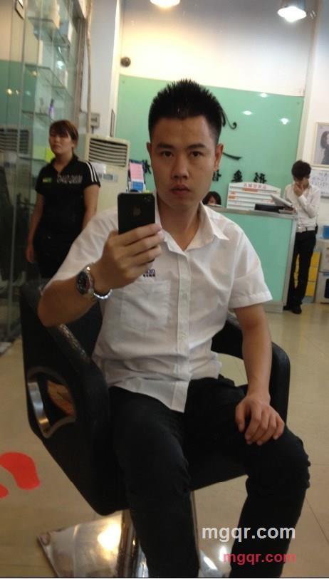 真的帅得过分的第6张照片