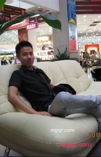 真的帅得过分的第2张照片