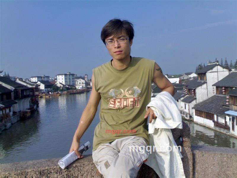 titaniclhx的第1张照片