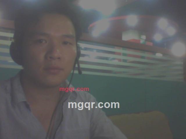 光着赤脚的第1张照片