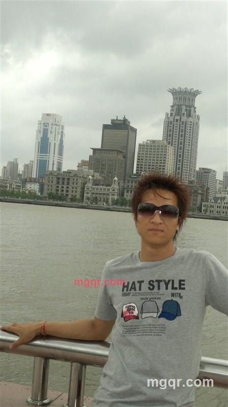 牛奶加**面包的第15张照片