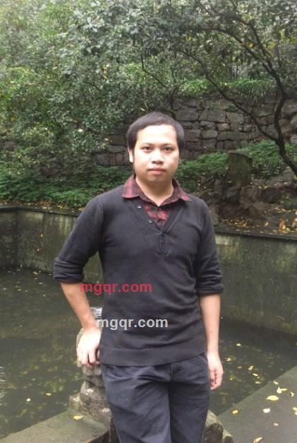 爱上铃铛的熊的第1张照片