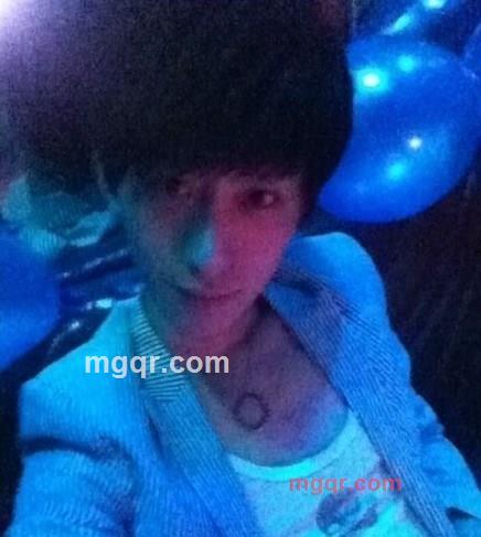 顾城的第10张照片