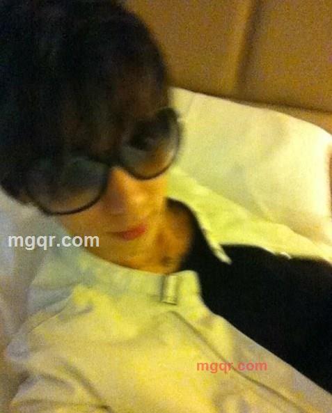 顾城的第3张照片