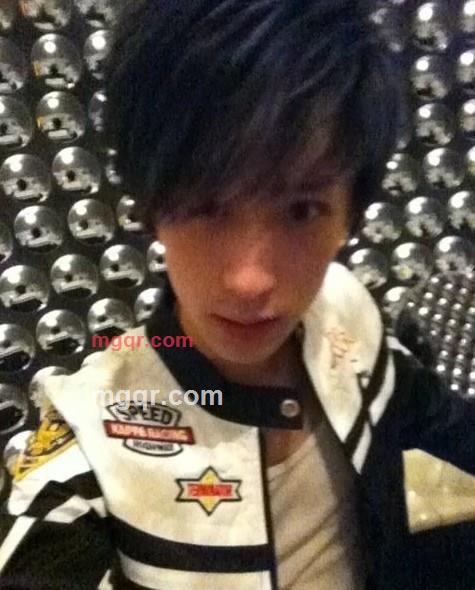 顾城的第2张照片