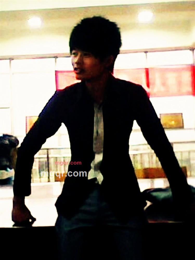 小波子、的第4张照片