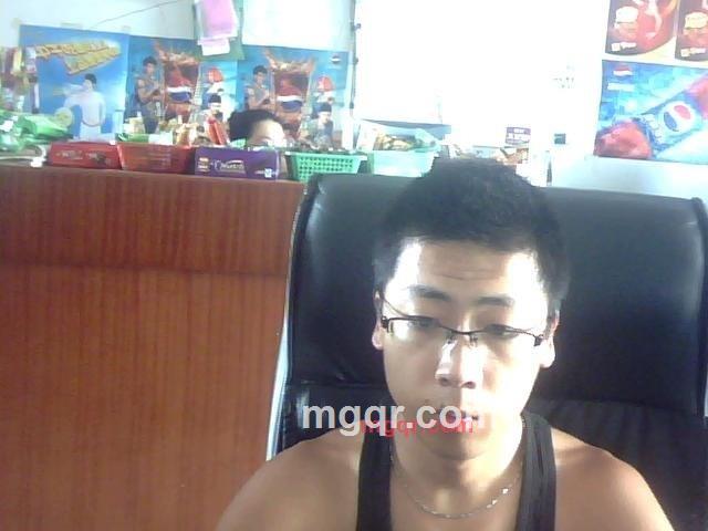 誰能懂我的心的第3张照片