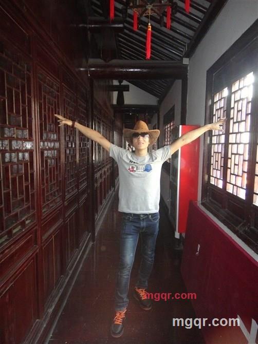 牛奶加**面包的第2张照片