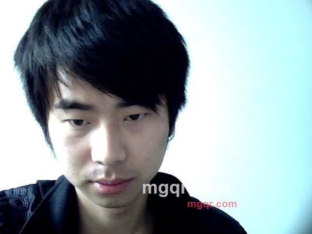 年轻小伙←的第5张照片