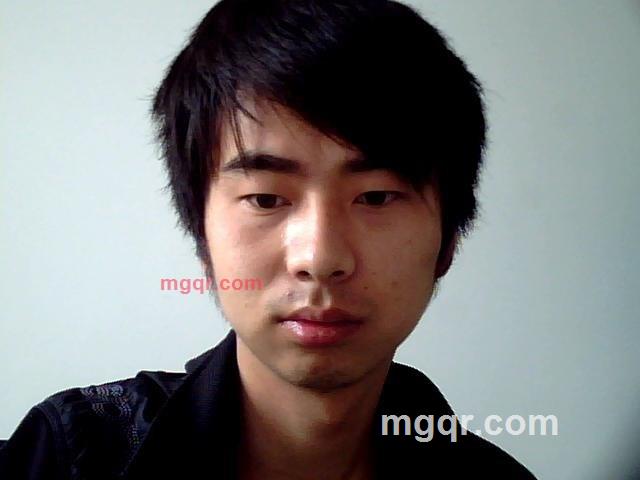 年轻小伙←的第1张照片