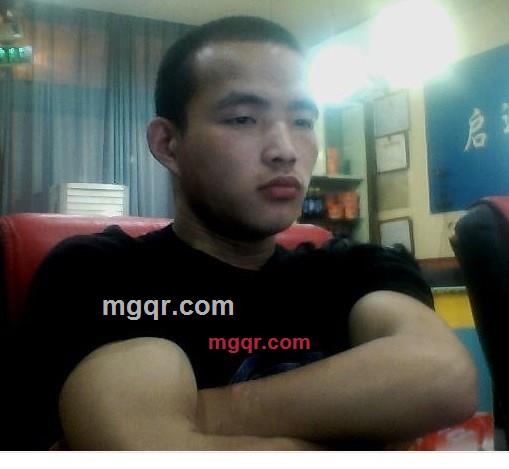 夜很@空虚的第3张照片