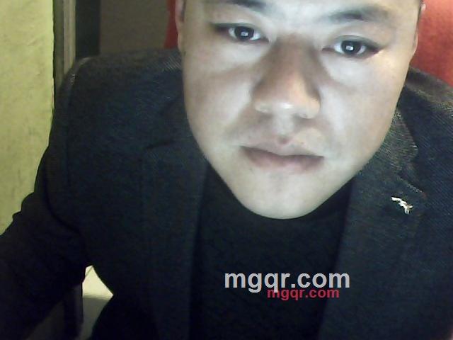 凹凸曼打小妖怪的第1张照片