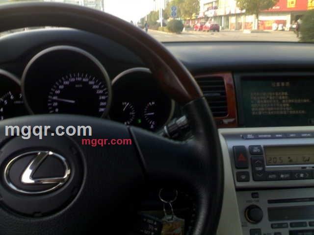 宝马740的第8张照片