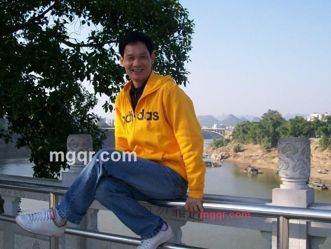 六弦断的第1张照片