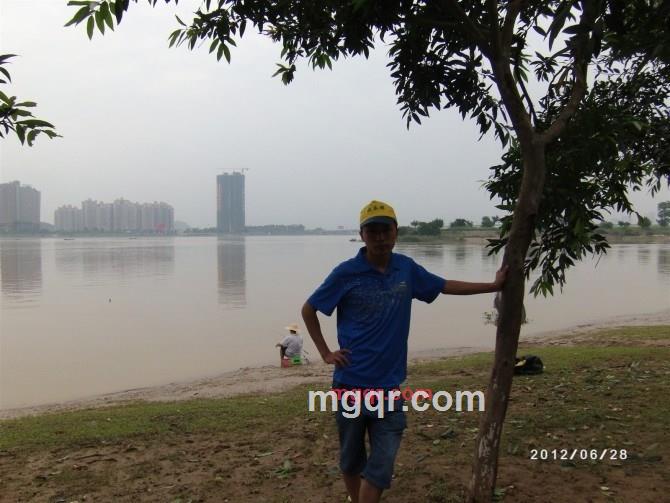 镜像的第1张照片