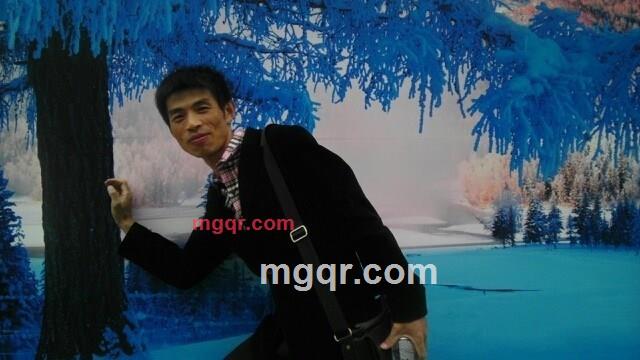 夜归人32的第1张照片