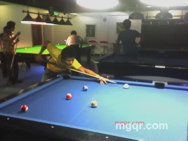 悄悄你的头的第1张照片