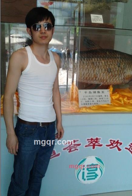 独自回味你给的曾经的第1张照片