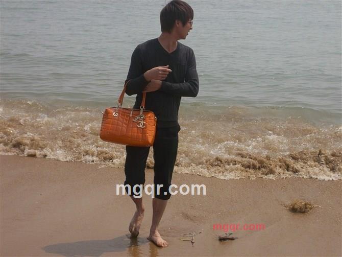 寂寞找人陪33的第3张照片