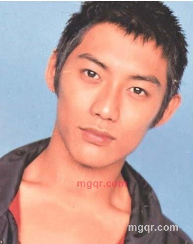 爱喝水的第1张照片