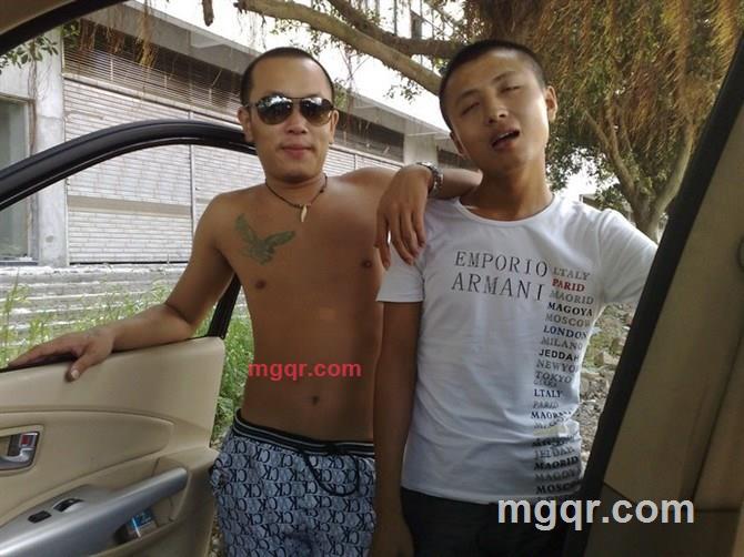 夜场男子的第1张照片