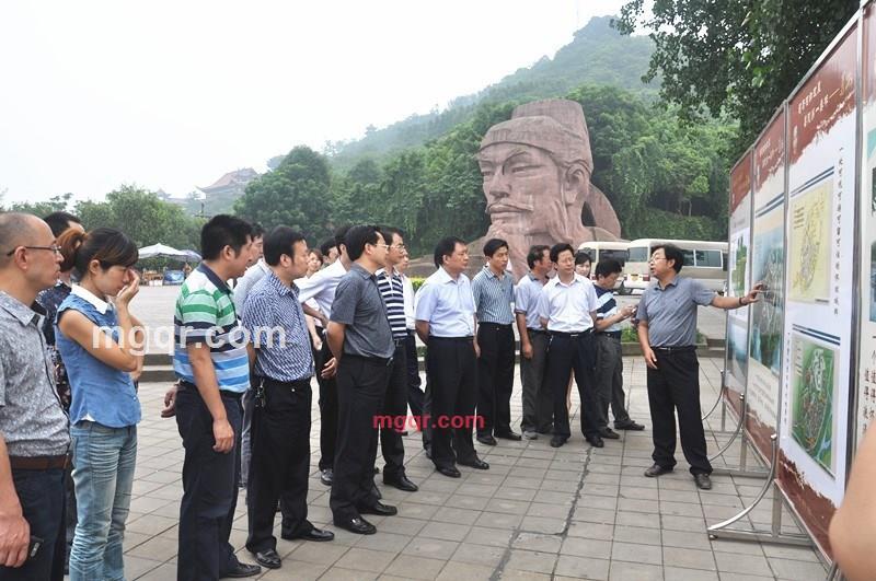 何铆的第1张照片