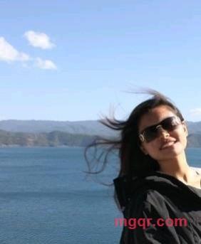 迷情瞬间的第1张照片