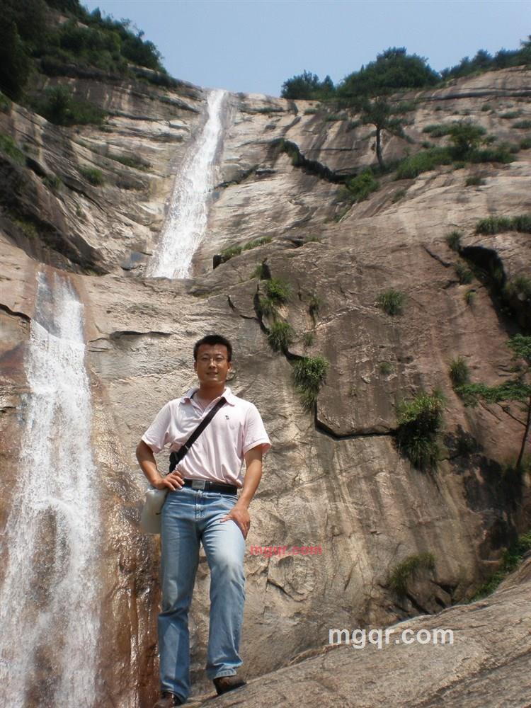 张启灵的第1张照片