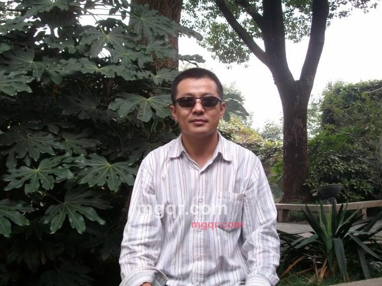 真实熟男的第2张照片