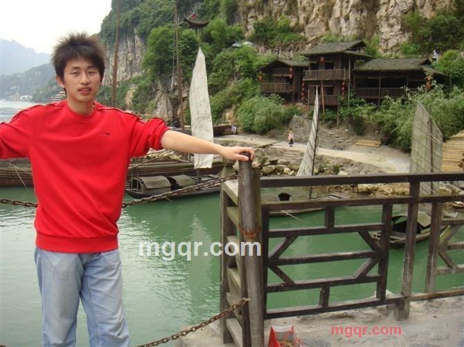 寂寞才说爱爱呢的第1张照片