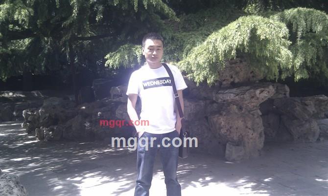 莫♂言的第6张照片