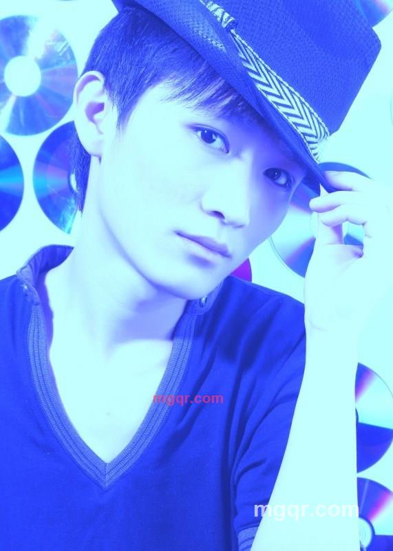 激情,小男孩的第6张照片