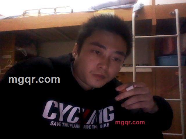 天空帅哥的第6张照片