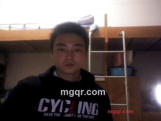 天空帅哥的第3张照片