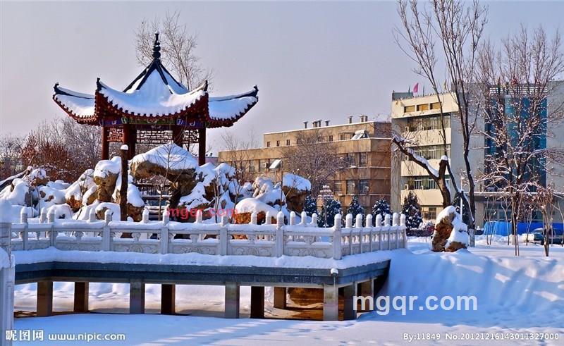 猛男床头等红杏的第3张照片