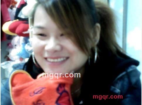 火辣辣的唇的第1张照片