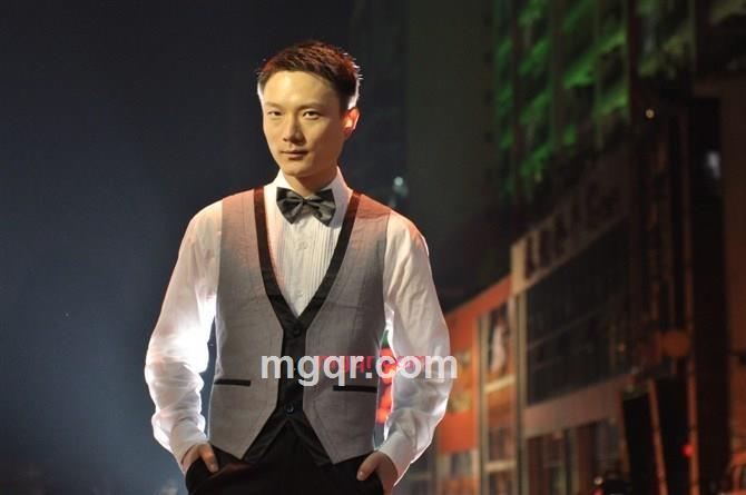 天使中的恶魔的第1张照片