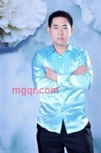 万绿丛中一点红的第3张照片
