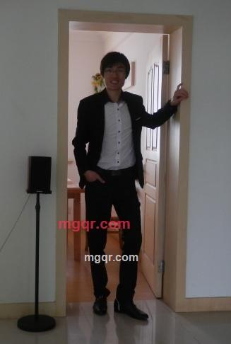 蓝色忧郁的狼的第1张照片