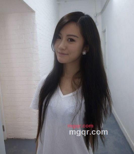 水白的晶晶的第1张照片