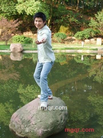 哄少的第2张照片