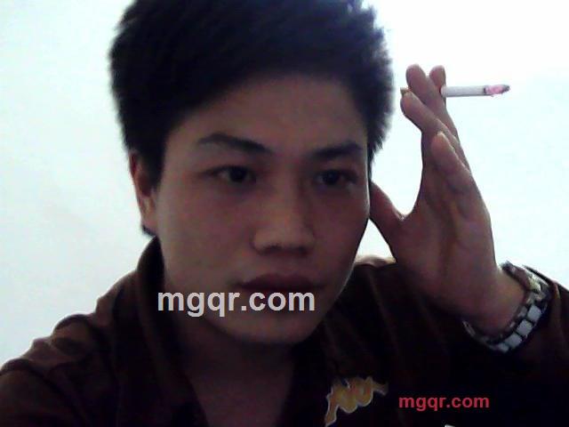 寂寞的我ai的第3张照片