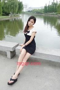 重金情人的第1张照片