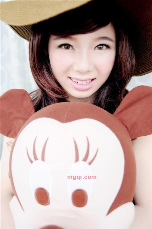 亚成的第3张照片