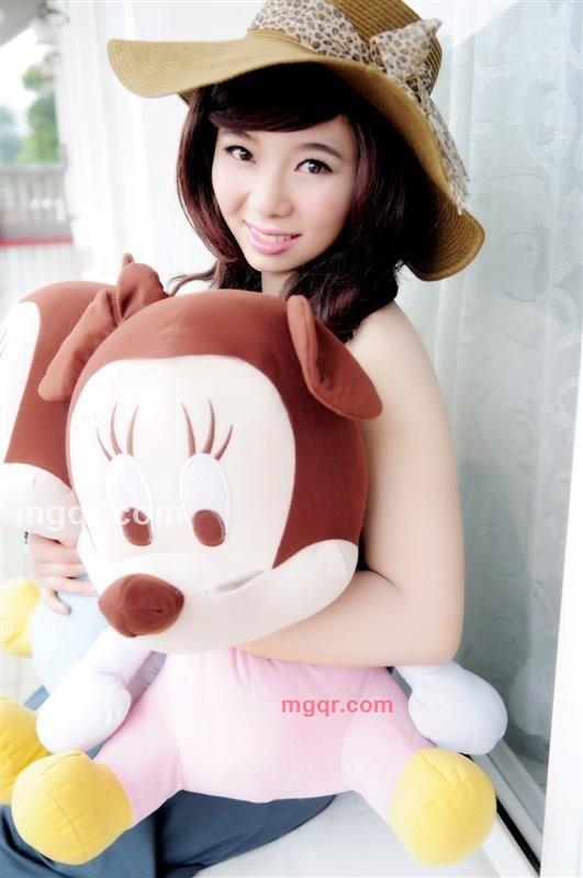 亚成的第4张照片